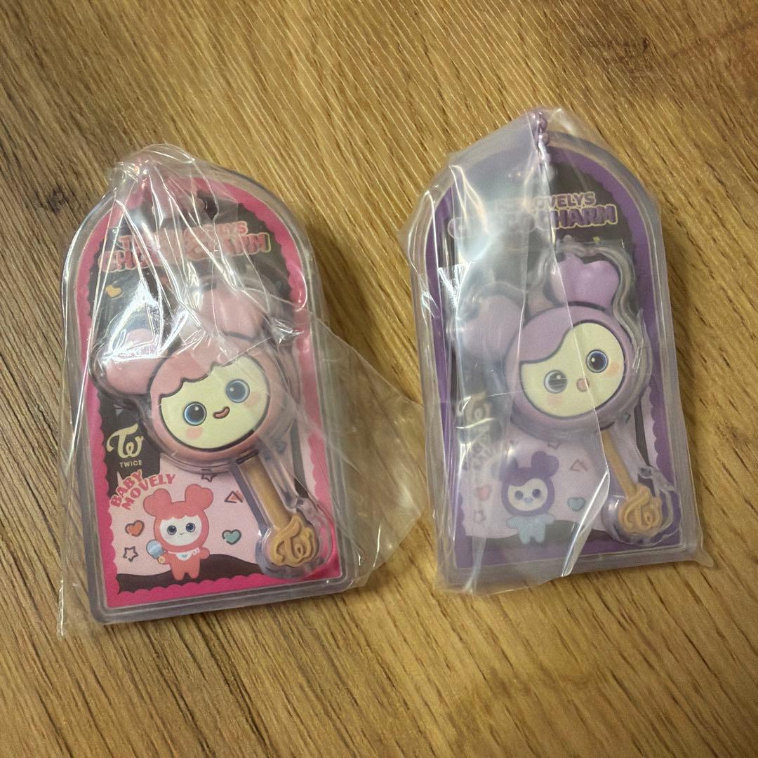TWICE チョコチャーム サナ モモ 2点セット - メルカリ