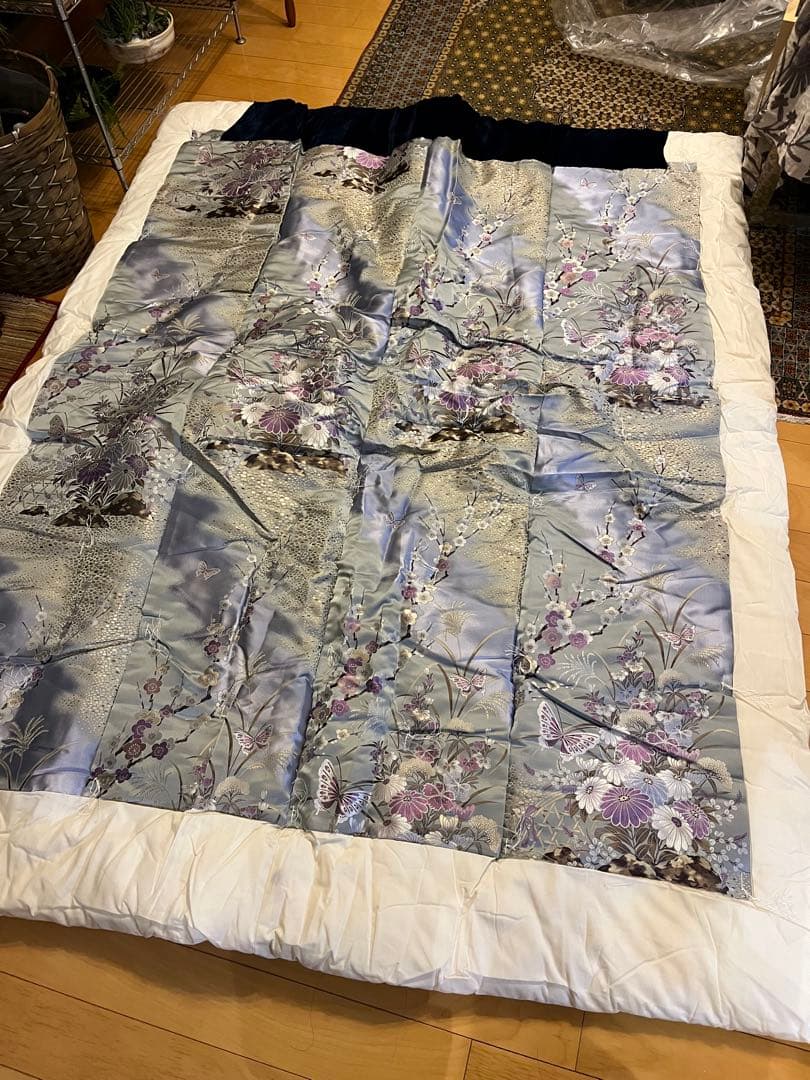 P295様専用花柄シルク掛け布団 シングルサイズ