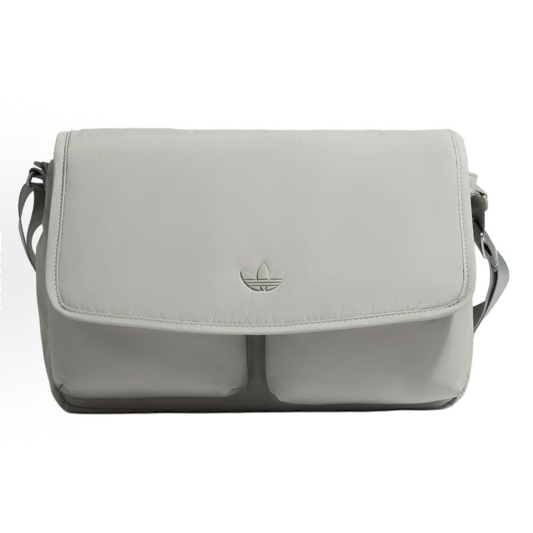 日本未入荷Adidas メッセンジャー クロスボディバッグ グレー KS0764