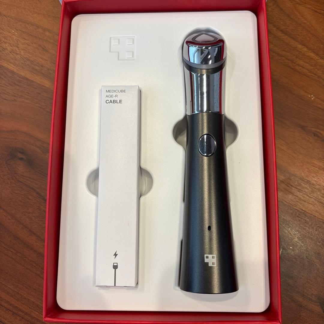 MEDICUBE AGE-R BOOSTER-H 美顔器 - メルカリ