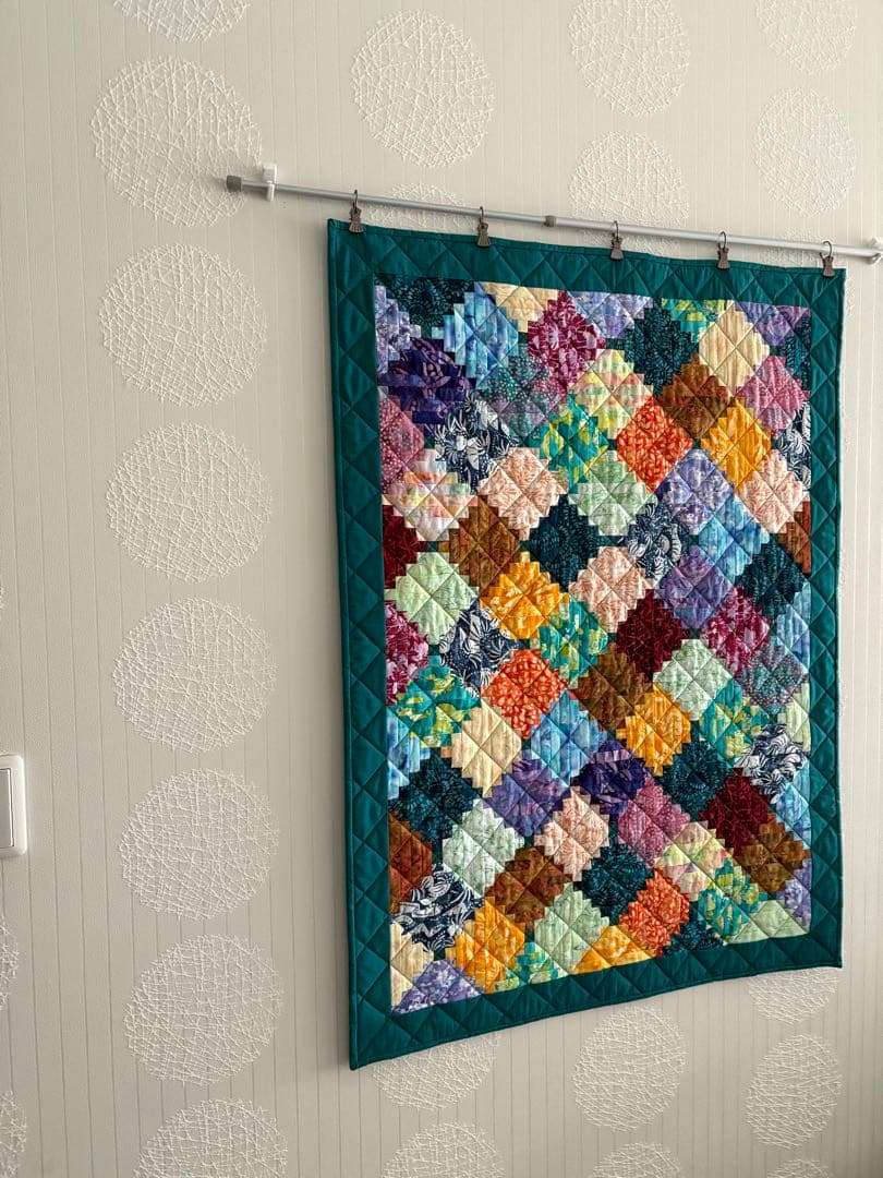 パッチワークキルト タペストリー ログキャビン （F） - メルカリ