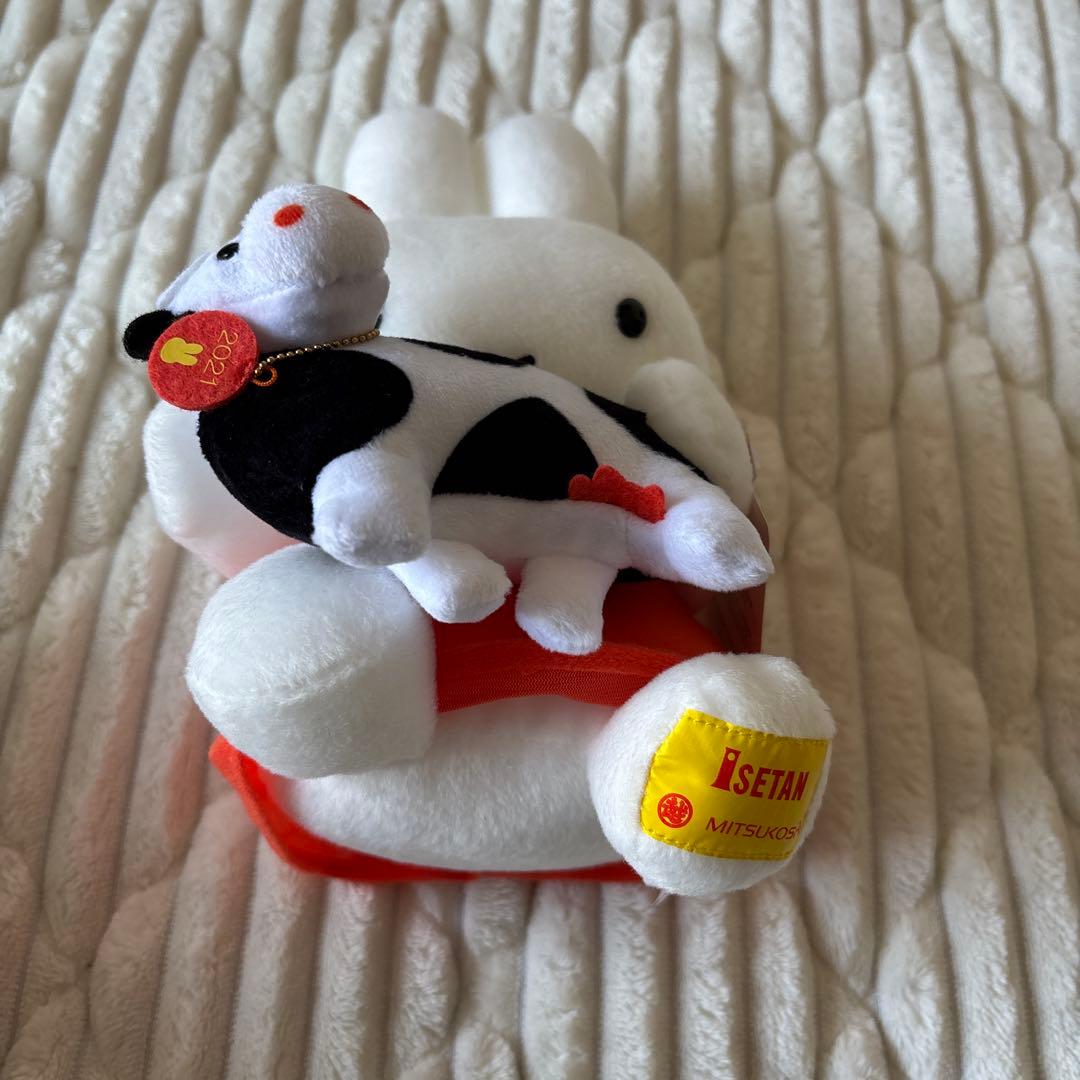 伊勢丹限定 干支ミッフィーぬいぐるみ 寅 牛 - メルカリ