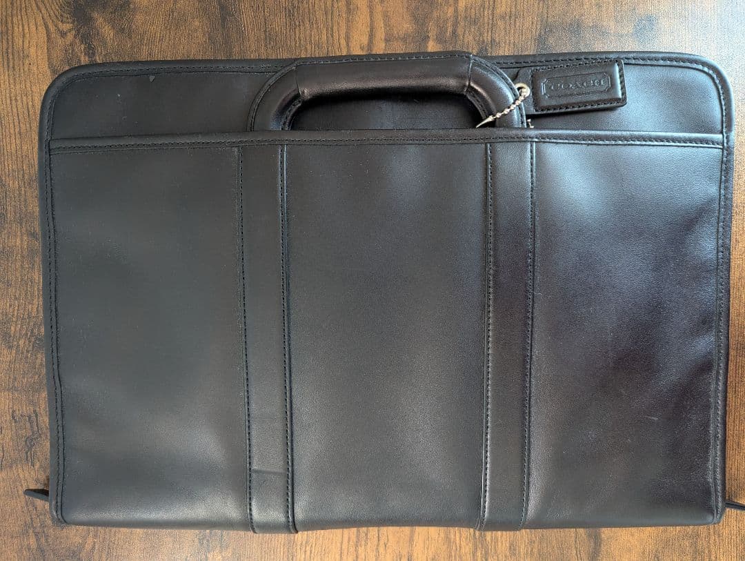 《 USED 》COACH ブラック レザービジネスバッグ