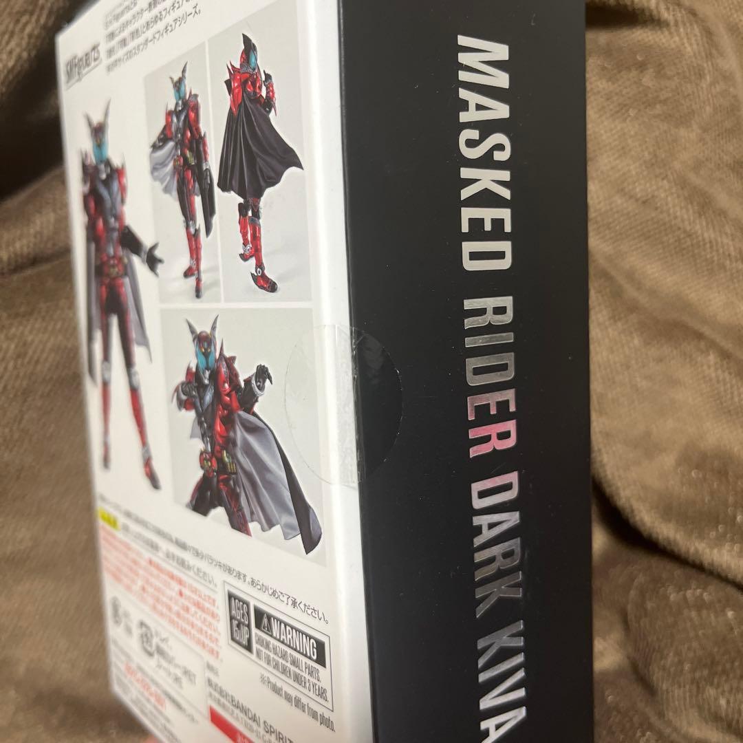 S.H.Figarts 真骨彫製法　仮面ライダーダークキバ