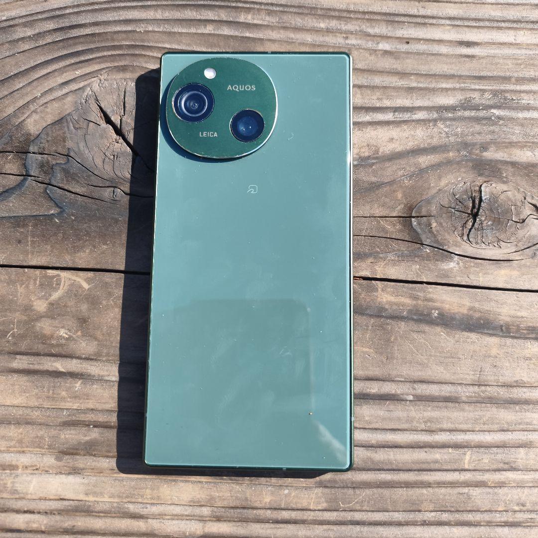 AQUOS R9 グリーン 本体 カメラレンズ交換済み - メルカリ