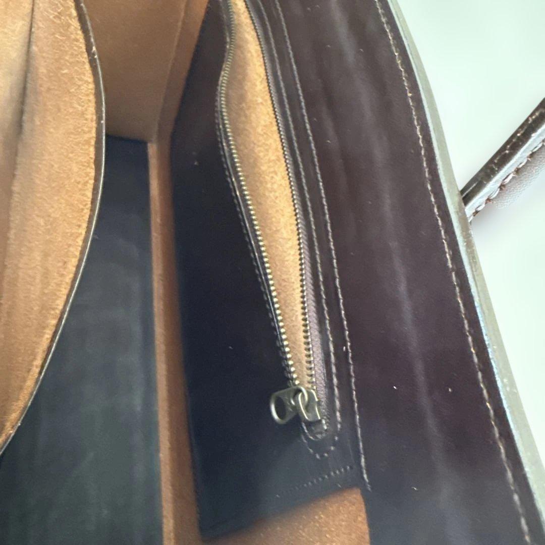 亀屋革具店 大きなトートバッグ肩掛けタイプ ダークブラウン （横幅40