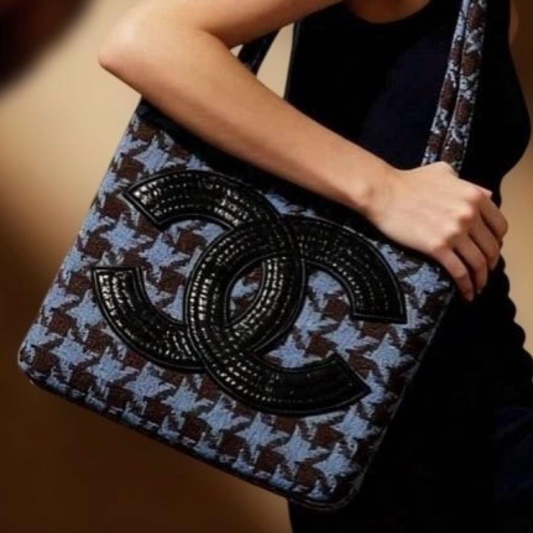 CHANEL ハウンドトゥーストートバッグ &コインケース ノベルティ