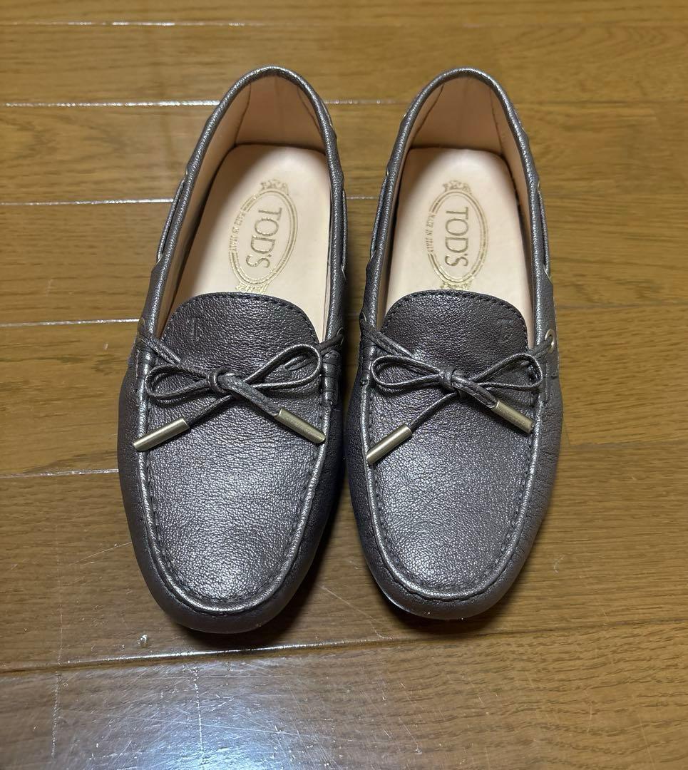 Tod's ドライビングシューズ　23.5cm