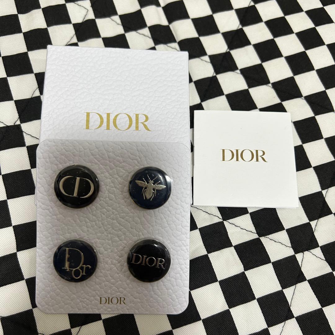 DIOR♡ディオール♡ピンバッジ ブローチ♡4個セット ノベルティ 限定