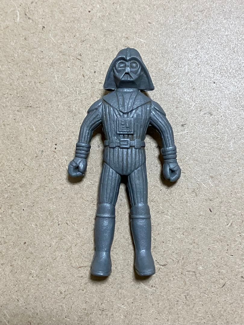 スターウォーズ ダースベイダー 森永キャラメル 消しゴム 灰色 タカラ