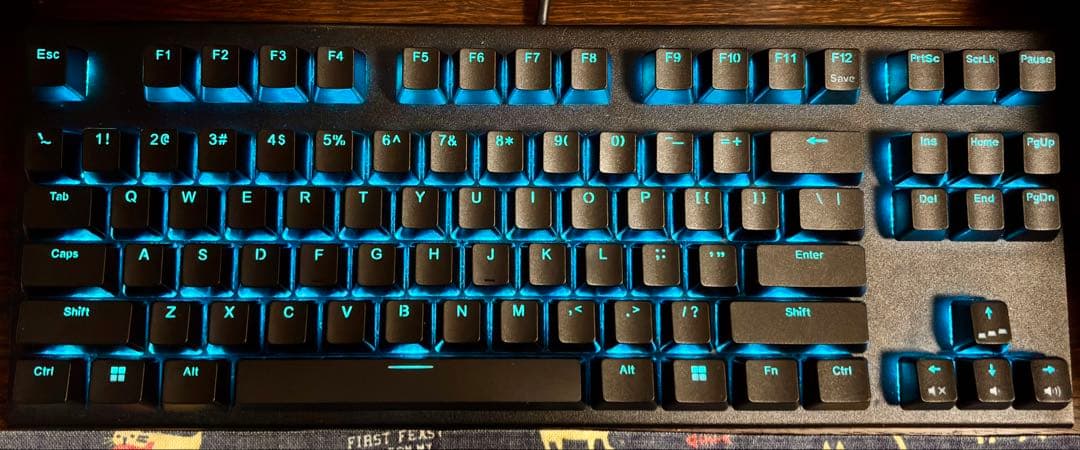 自作キーボード tofu メカニカルキーボード ボットスワップ