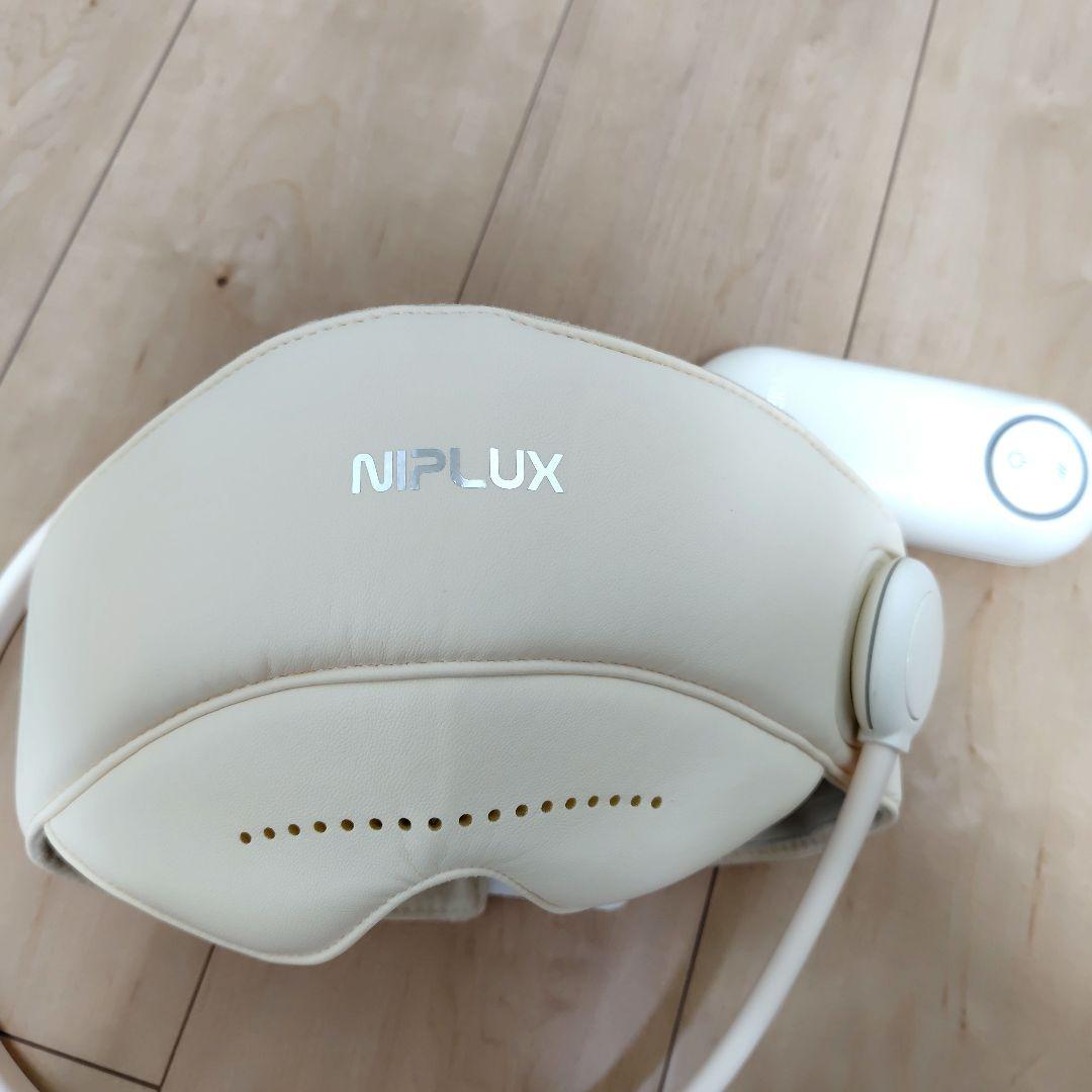 【美品】NIPLUX ヘッド・アイマッサージャー アイボリー　チルメット NIPLUX公式】正規品 CHILLMETヘッドリラクゼーション ホットアイマスク