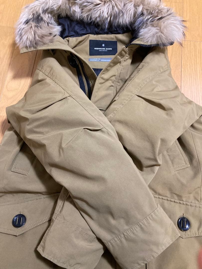 ナノユニバース 西川ダウン ハイブリッドダウン Mサイズ（S表記）