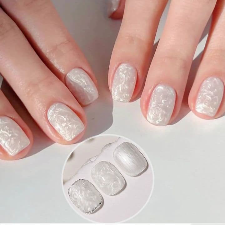 ホワイト パールスレッドカラージェル ミルキー 上品ジェルネイル