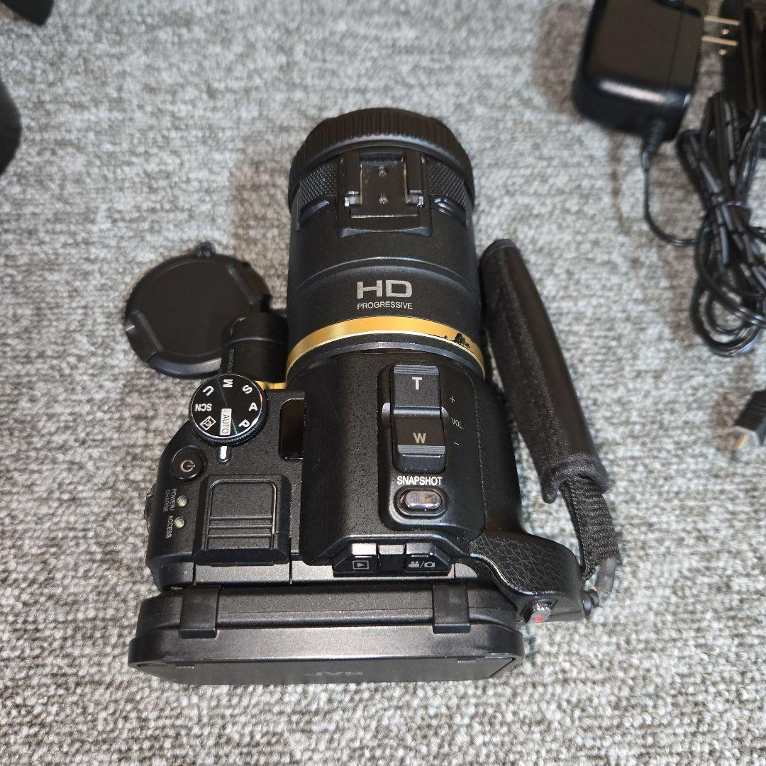 KR177☆ JVC ビデオカメラ GC-YJ40 ジャンク - メルカリ