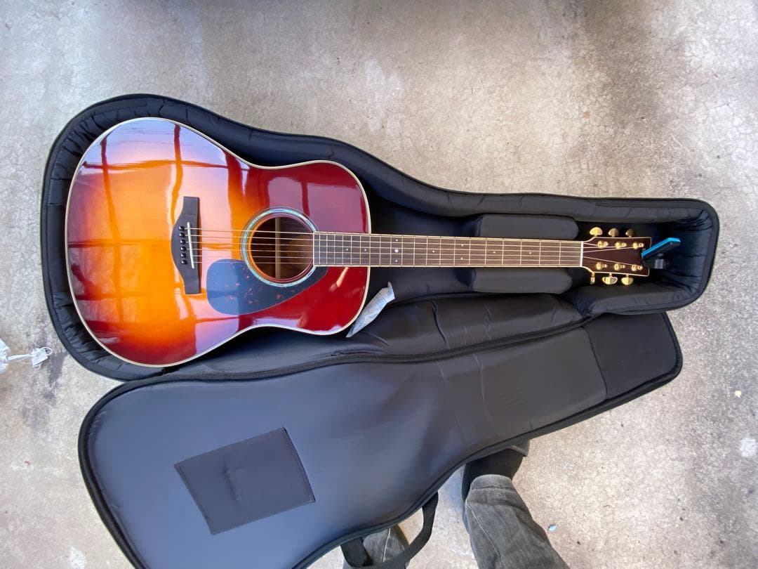 YAMAHALL6areアコースティックギター本日即決で5000割引き致します！ YAMAHALL6areアコースティックギター本日即決で5000割引き致します