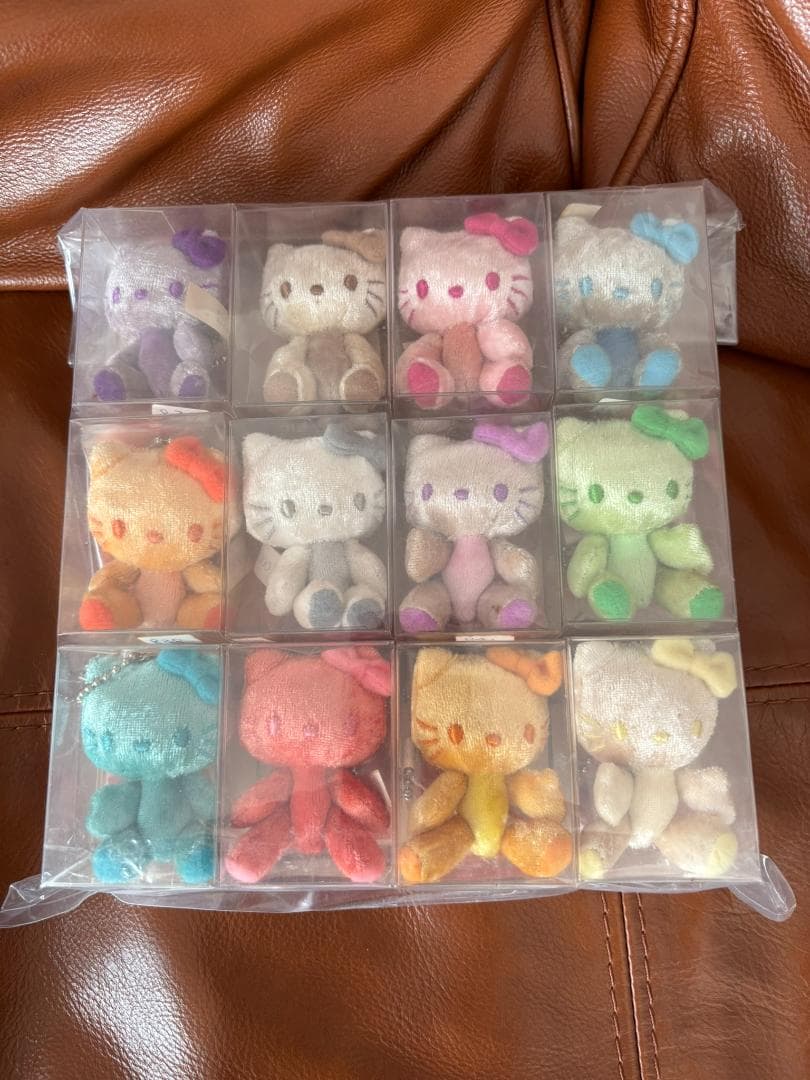 新品未開封　ハローキティ　QUESTINA マスコットぬいぐるみ全12点セット ハローキティ50周年を記念した 「ハローキティアニバーサリーショップ