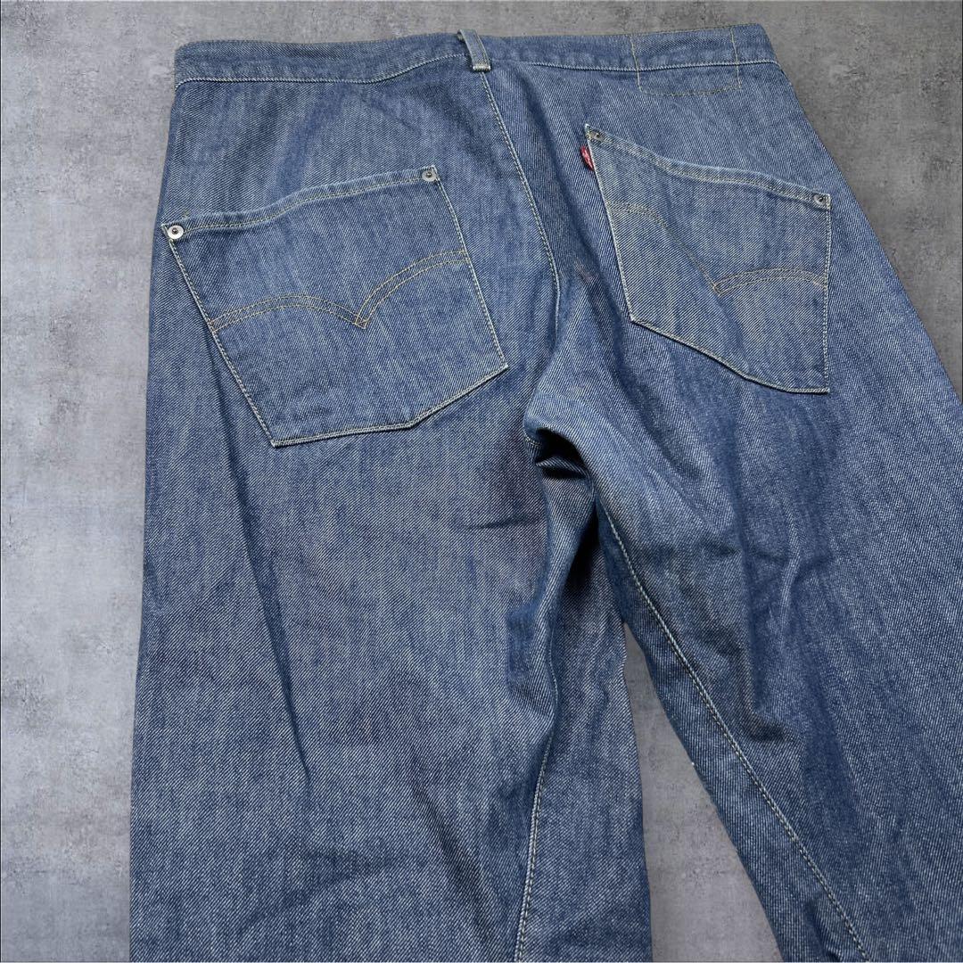 オリジナル リーバイス エンジニアードジーンズ RELAXED 立体裁断 W33