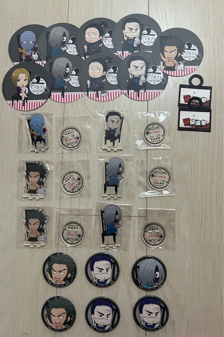 【23点】奇術師ヒソカのヒソカフェ 第2弾 特典&トレーディングアクスタ缶バッジ グッズ > バッチ類 > 【グッズ-バッジ】「HUNTER×HUNTER」 奇術師