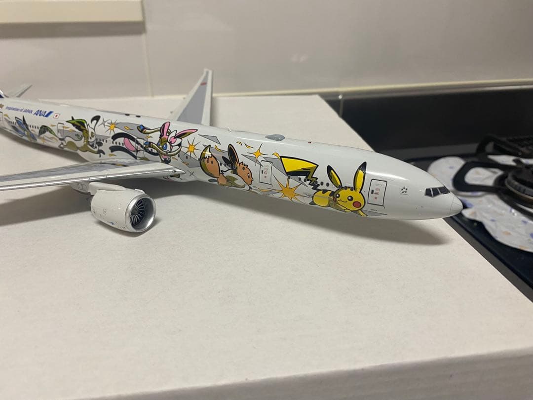 アキ@金額交渉歓迎様専用 ポケモン ボーイング 777-300ER 1:200 - メルカリ