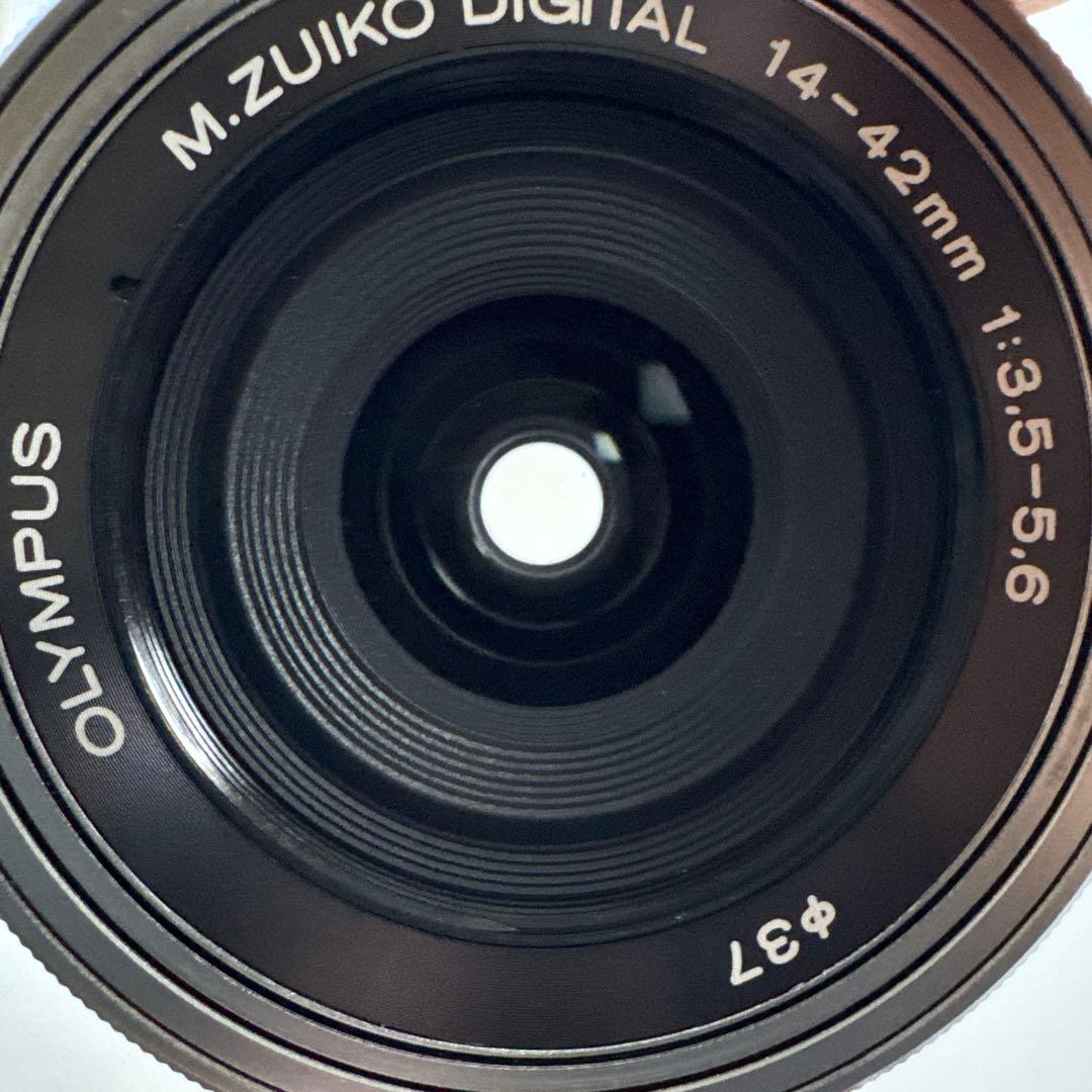 M.ZUIKO ED 14-42mm f3.5-5.6 EZ自動開閉キャップ付