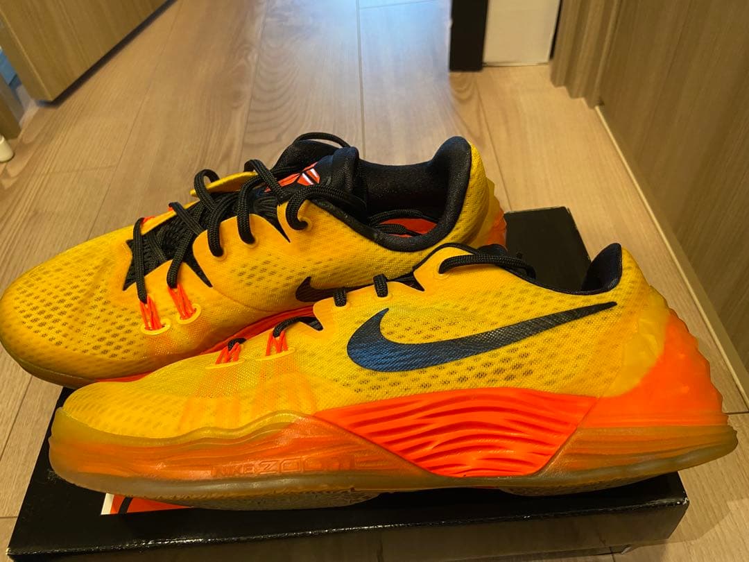 【され】Nike Kobe 5 ヴェノメノン　27.5cm