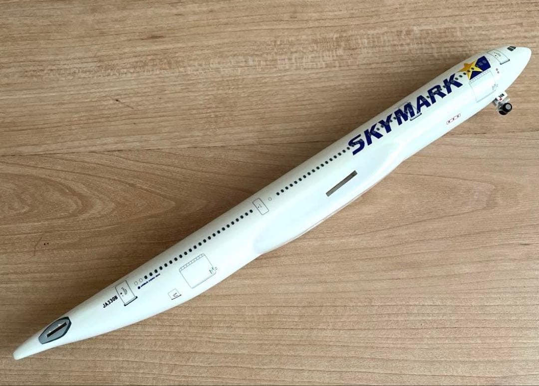 美品 レア スカイマーク AIRBUS A330-300 モデルプレーン - メルカリ