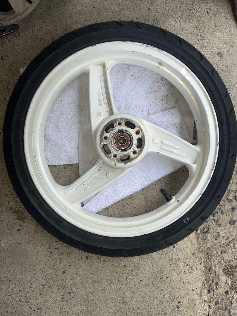 zrx400 ホイール フロントリアセット 値下げ交渉大歓迎！ - メルカリ