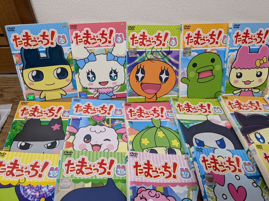 たまごっちDVD35巻 全巻セット - メルカリ