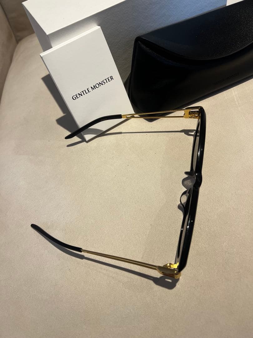 保証書付】ジェントルモンスター サングラス Kunst 01GD - メルカリ