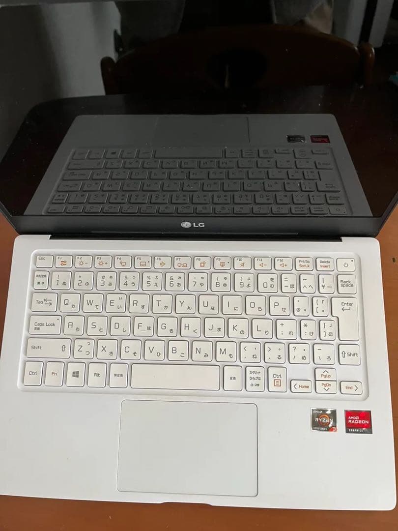 LG 14Z950-G.AA5J ノートパソコン 公式】LG gram モバイルPC（ノートパソコン） - 14Z90RS-KA51J | LG JP