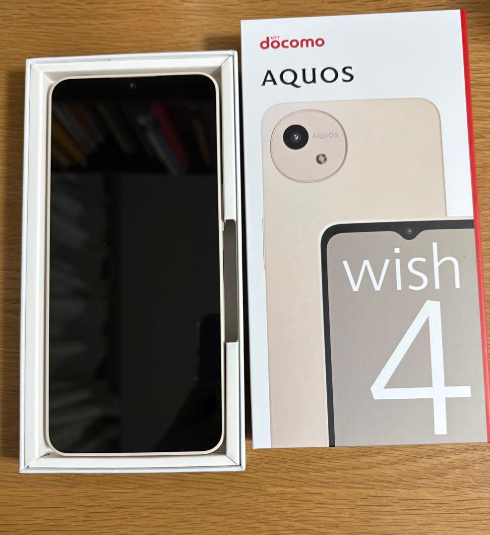 docomo AQUOS wish 4 ホワイト 未使用 - メルカリ
