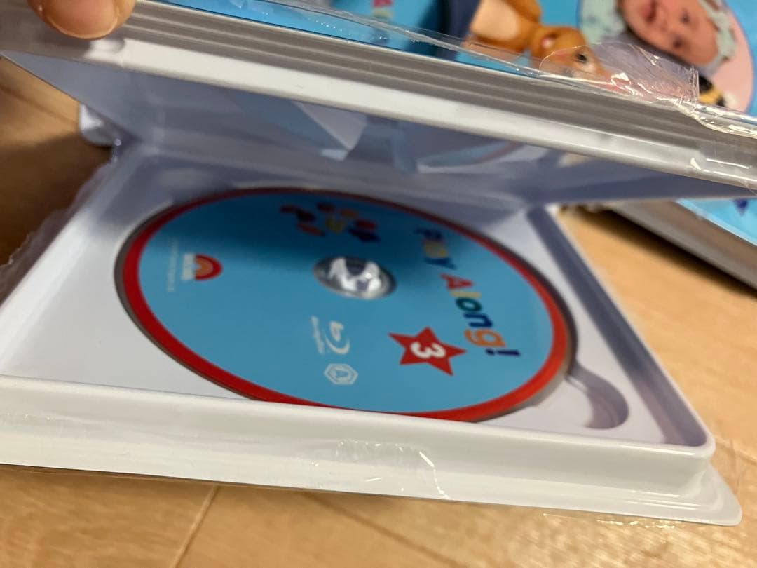 ディズニー英語 最新版 プレイアロング Blu-ray おもちゃ一部 - メルカリ