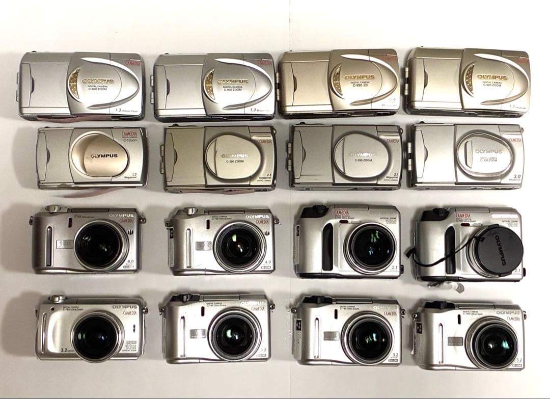 【OLYMPUS　CAMEDIA】 コンパクトデジタルカメラ 16台まとめ売り Olympus Camedia C-60 Zoom 6.1MP Digital Camera Silver UNTESTED No