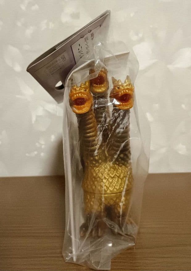 スラッシュカンパニー怪獣愛蔵組 復刻 キングギドラ - 特撮公式 ストア