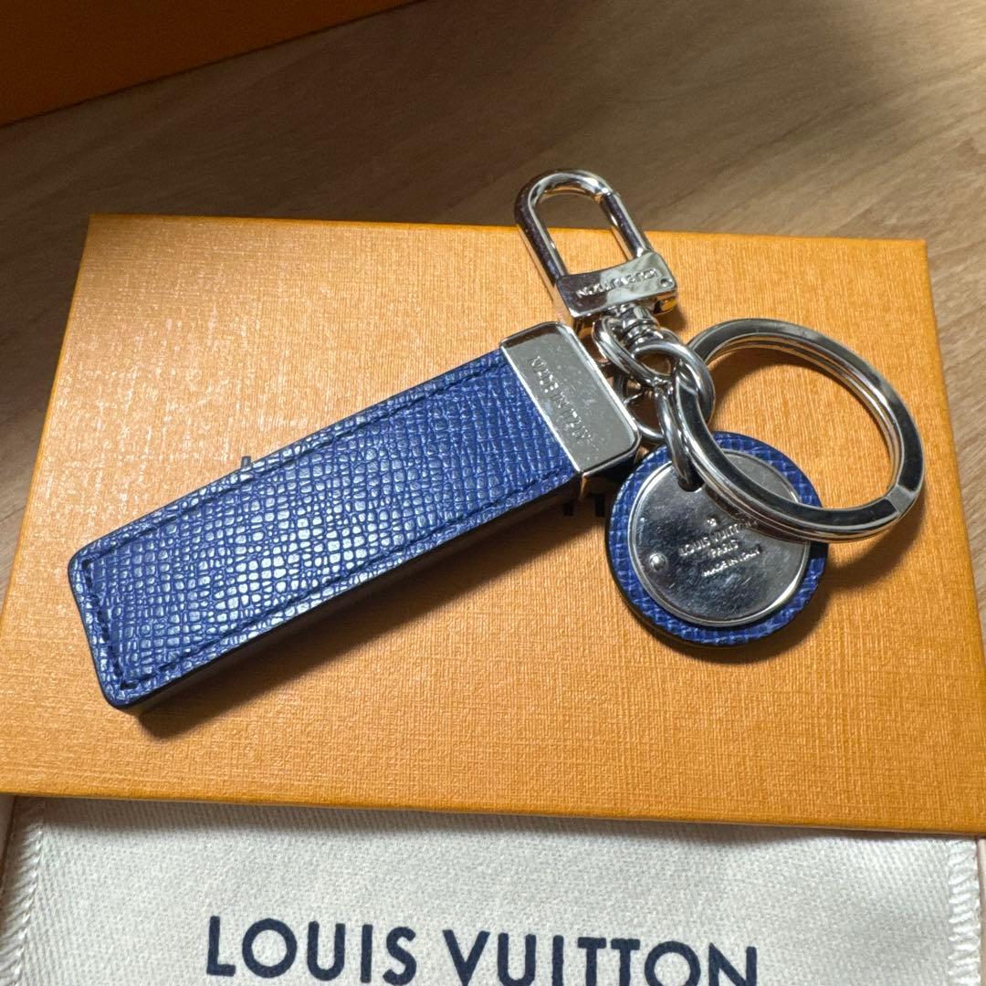 LOUISE VUITTON ルイヴィトン キーホルダー ブルー - メルカリ