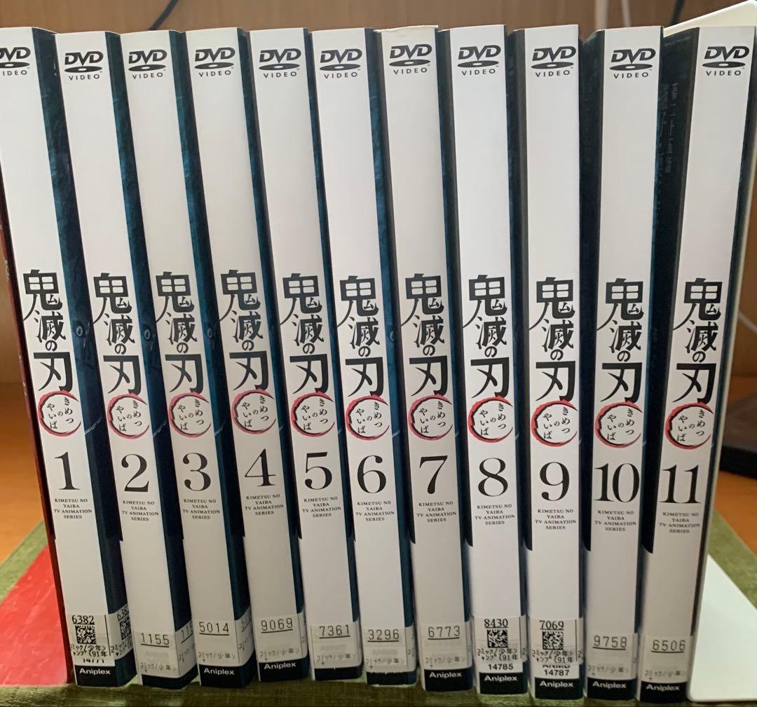 鬼滅の刃 全話11巻／劇場版 鬼滅の刃無限列車 レンタル落ちdvd - メルカリ