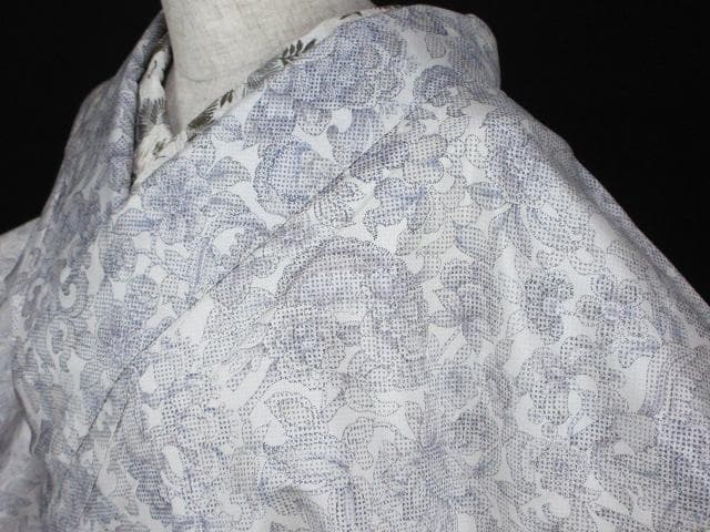 着用少ない！白大島＊本場縞大島紬＊アラベスク＆動物＊着物