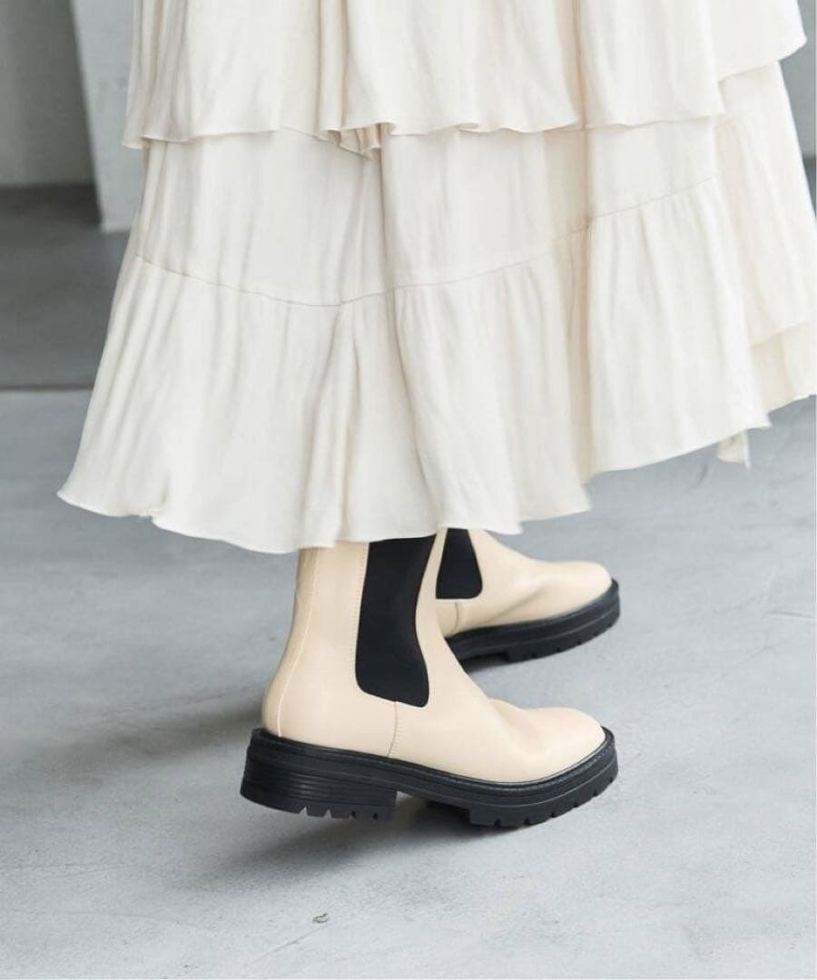 オークション中】【新品】ルタロンGRISEチェルシーブーツ（LE TALON