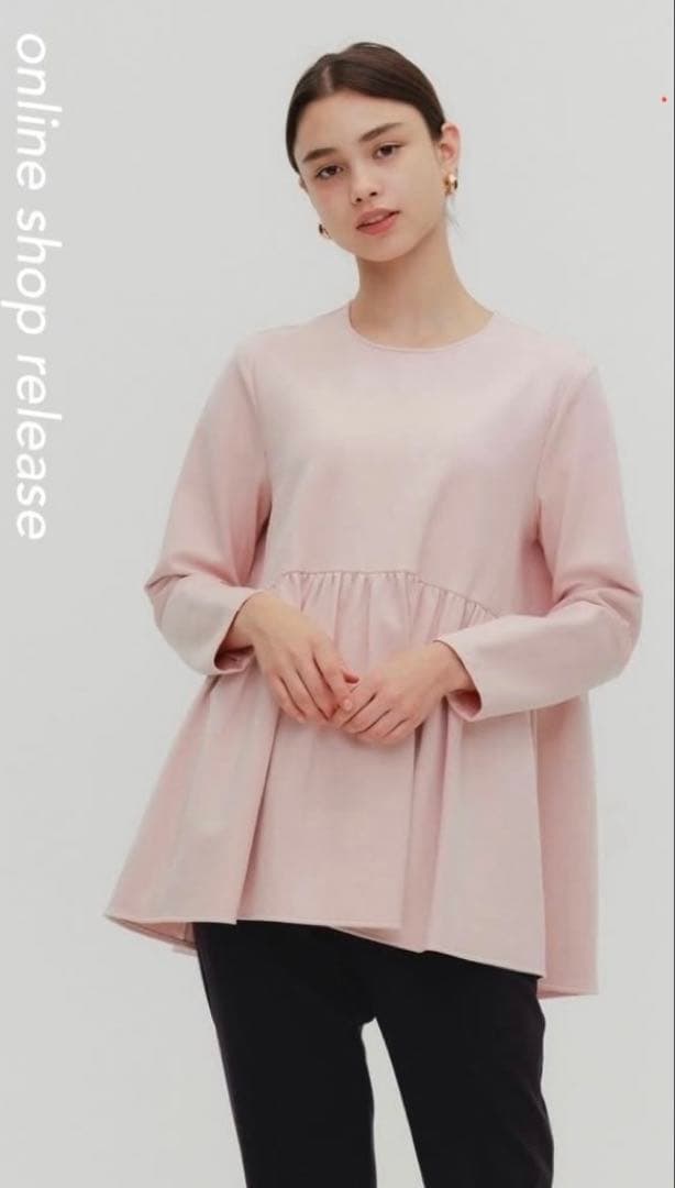 yori ぬくぬくギャザーブラウス