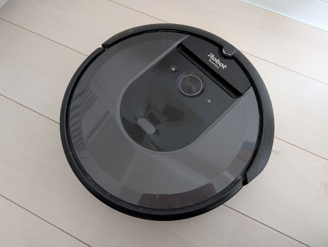 Roomba i7+ クリーンベース+バーチャルウォール等付属 ルンバi7＋」はついに“部屋”の概念を持った！ しかも自動ゴミ収集機能