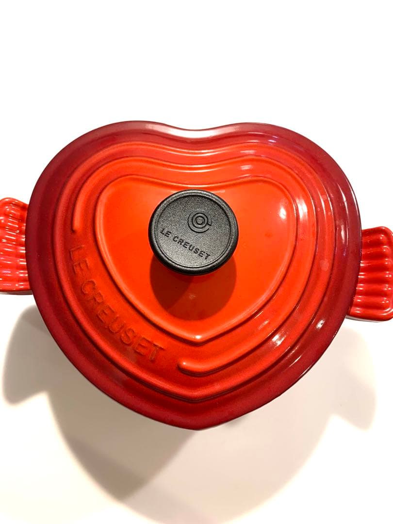 LE CREUSET ハート型鍋 中型 レッド - メルカリ