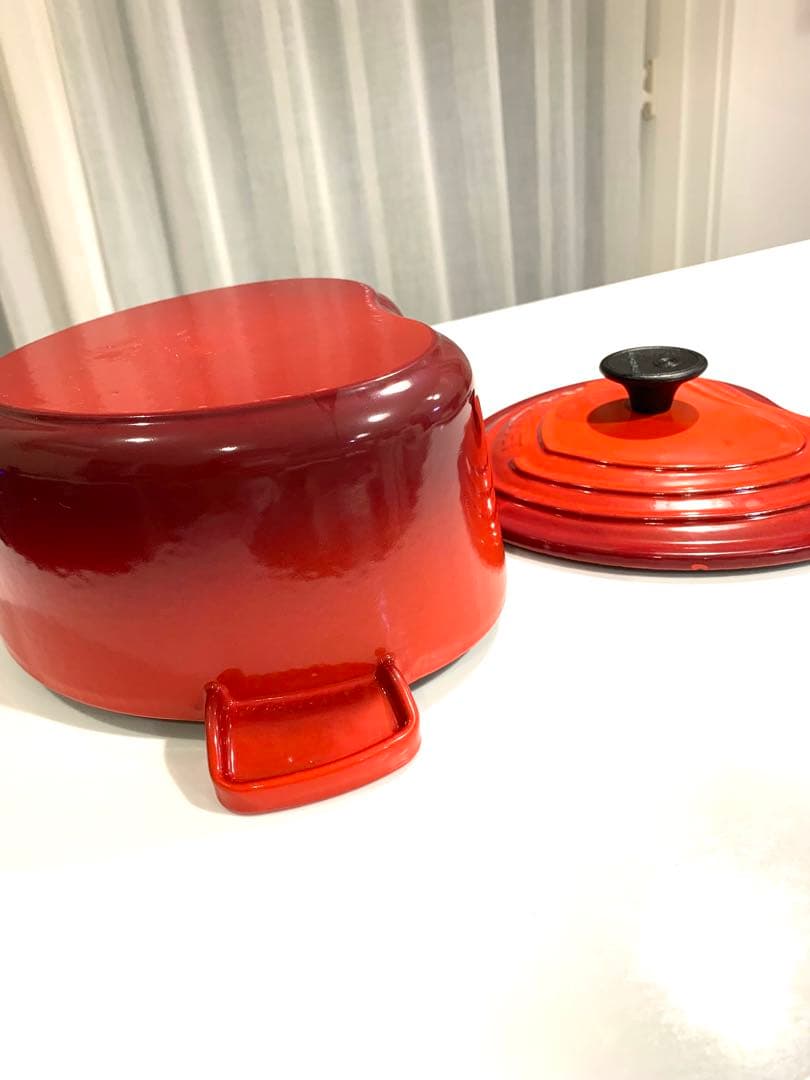 LE CREUSET ハート型鍋 中型 レッド - メルカリ