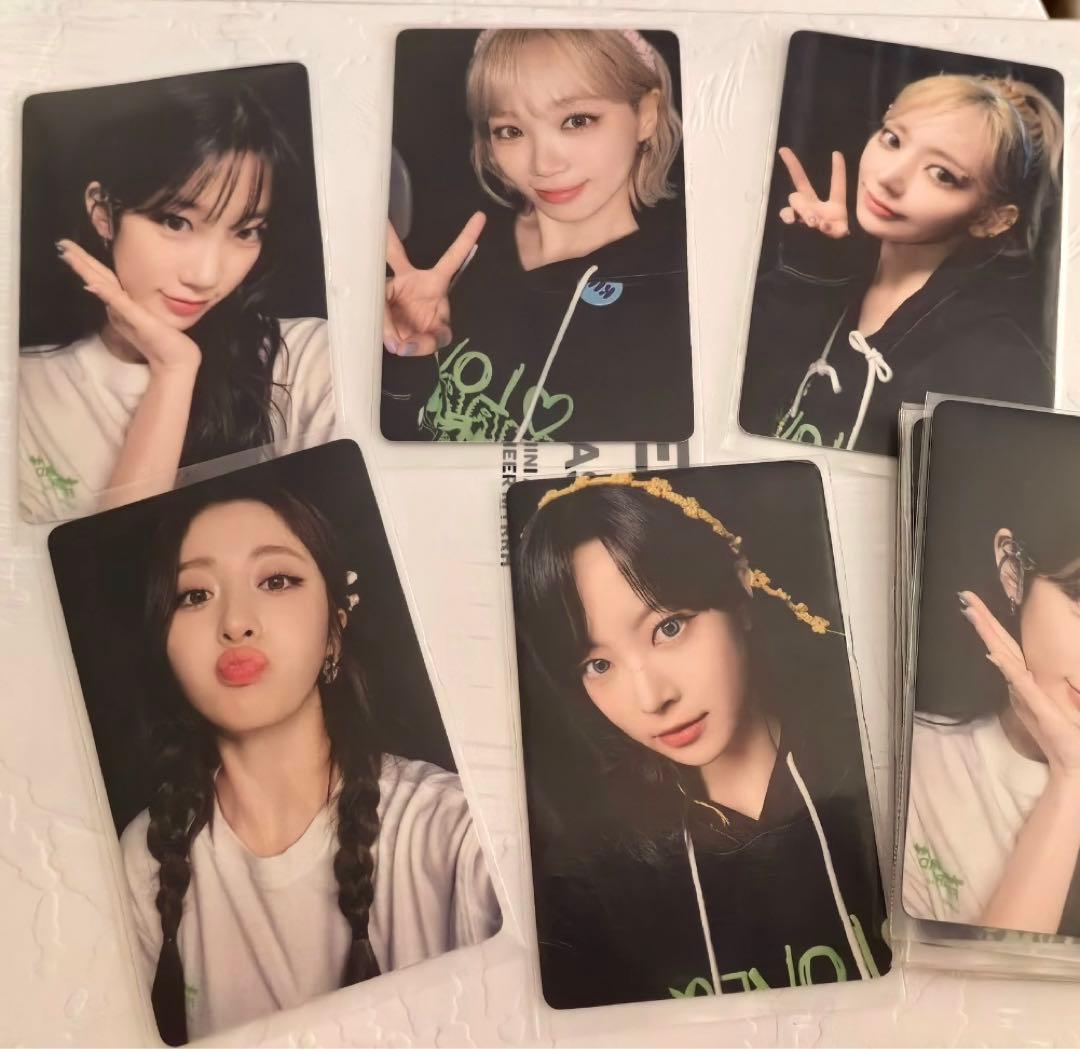 ルセラフィム EASY yizhiyu ラキドロ 限定 トレカ コンプセット - メルカリ