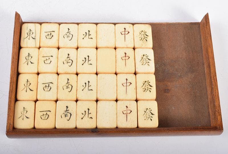 中国 竹嵌 骨牌 背竹牌 麻雀牌 木箱付 D 8693 - メルカリ