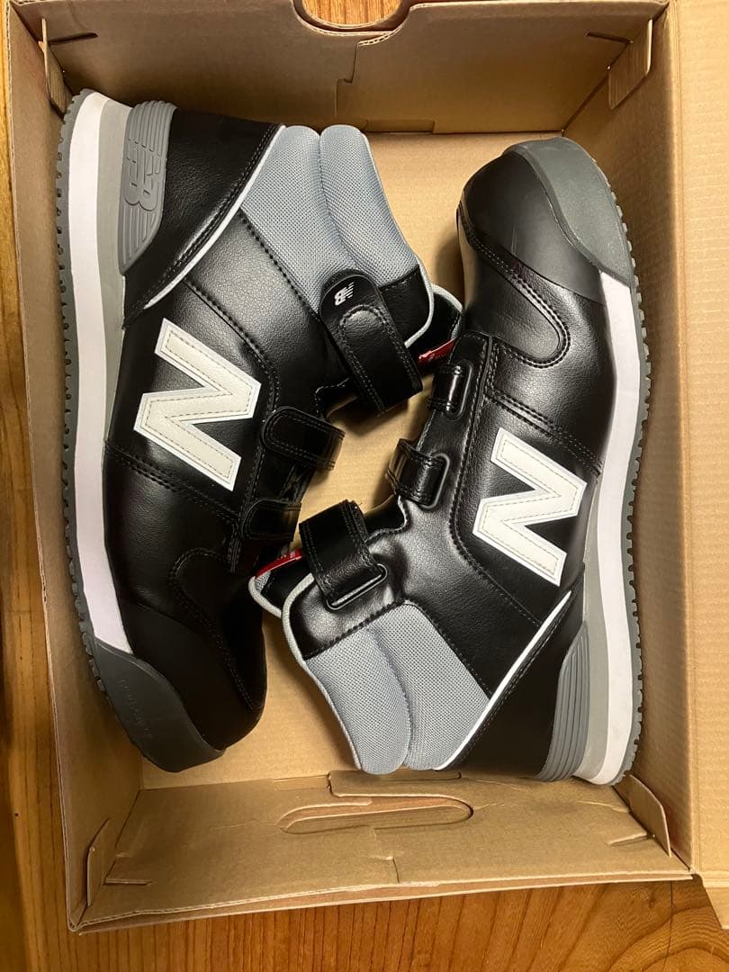 New Balance ハイカット安全靴 ブラック/グレー New Balance（ニューバランス） 安全靴・安全スニーカー マジック