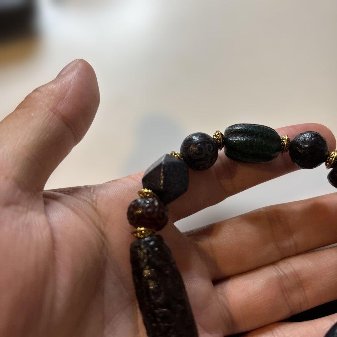 これは！すっごいパワーあります！ゾックゾクします！チベットマニ車天珠！やば〜い！