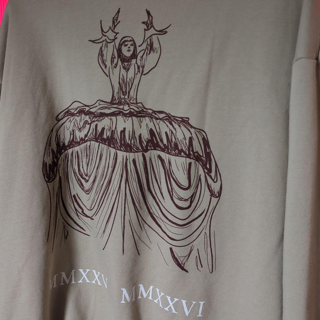 SサイズLady Gaga The MAYHEM ZIP HOODIE ベージュ - メルカリ