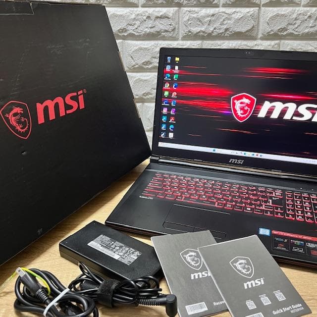 《 ほぼ未使用級 》第８i7！新品SSD1TB！RAM16GB！MSI GP73