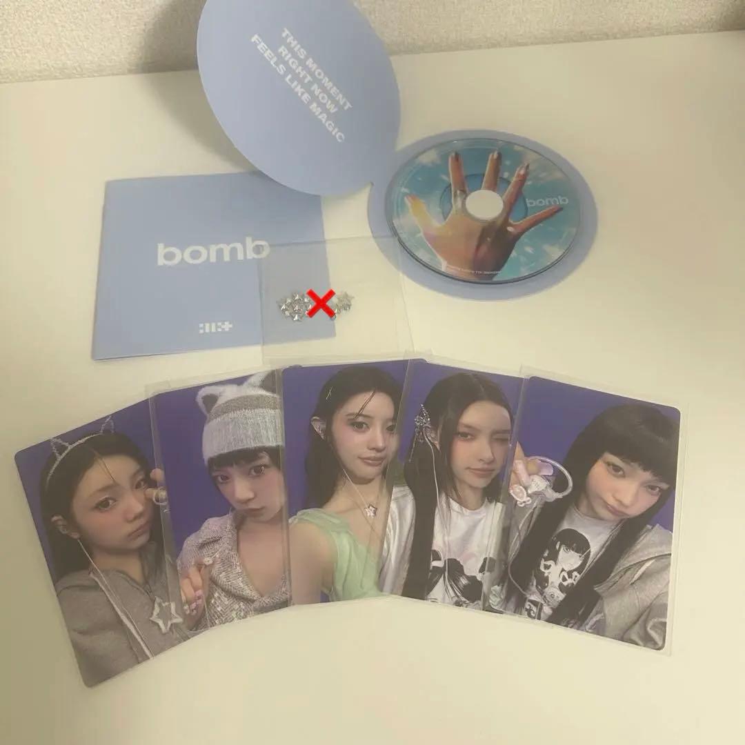 ILLIT イヤモニ風イヤホンなし トレカ5枚 シール2種 CD1枚 歌詞カード